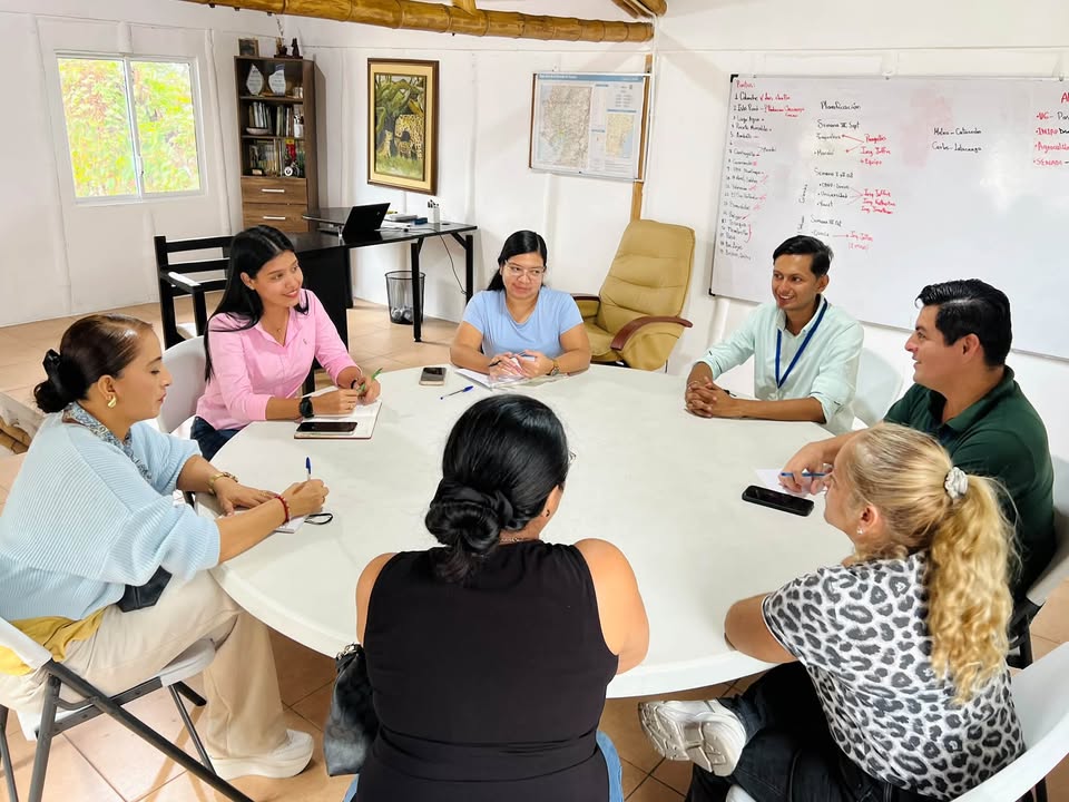 GAD Parroquial de Limonal impulsa biofábricas para fortalecer el agro local